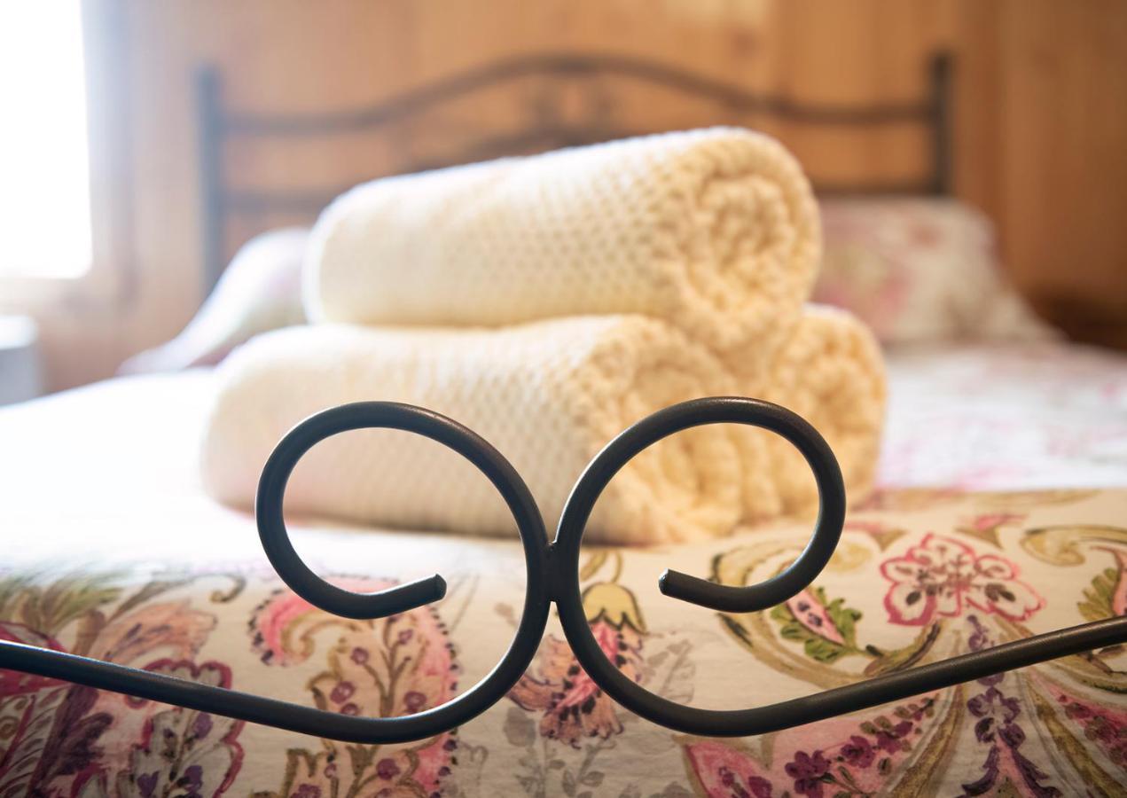 Bed & Cafe Petit Papillon Bed and Breakfast Grandes-Bergeronnes Buitenkant foto